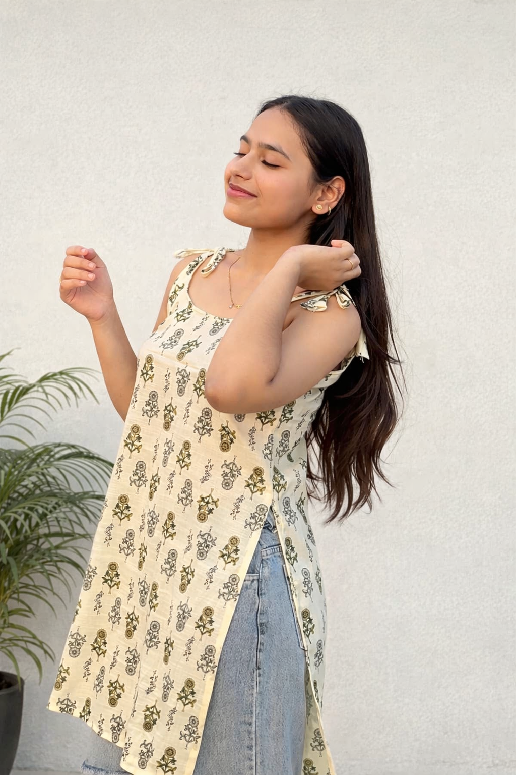 KUSUM                                                          (𝕃𝕚𝕞𝕚𝕥𝕖𝕕 𝕤𝕥𝕠𝕔𝕜)